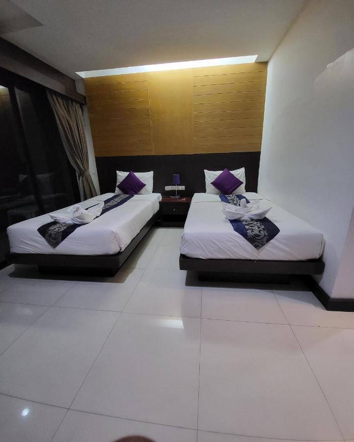 Chana Hotel Phuket Kültér fotó