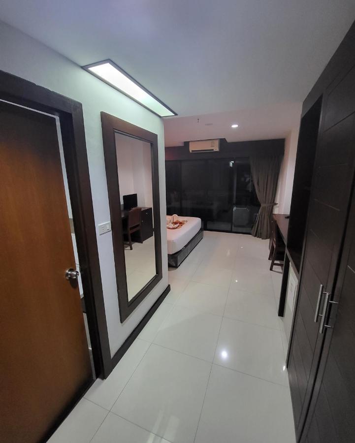 Chana Hotel Phuket Kültér fotó