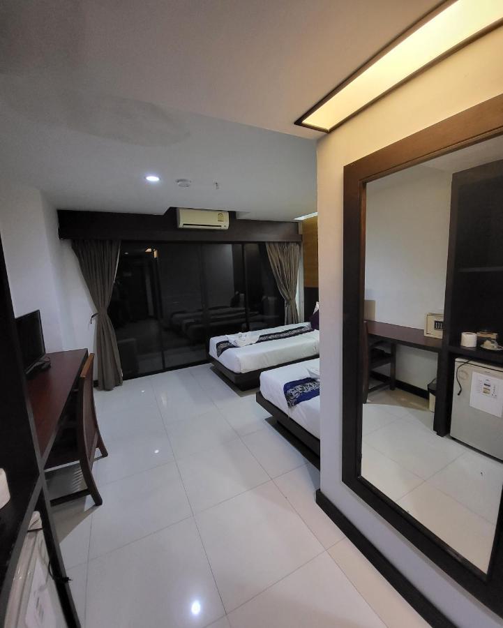 Chana Hotel Phuket Kültér fotó