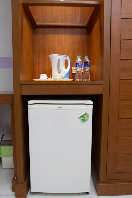 Chana Hotel Phuket Kültér fotó