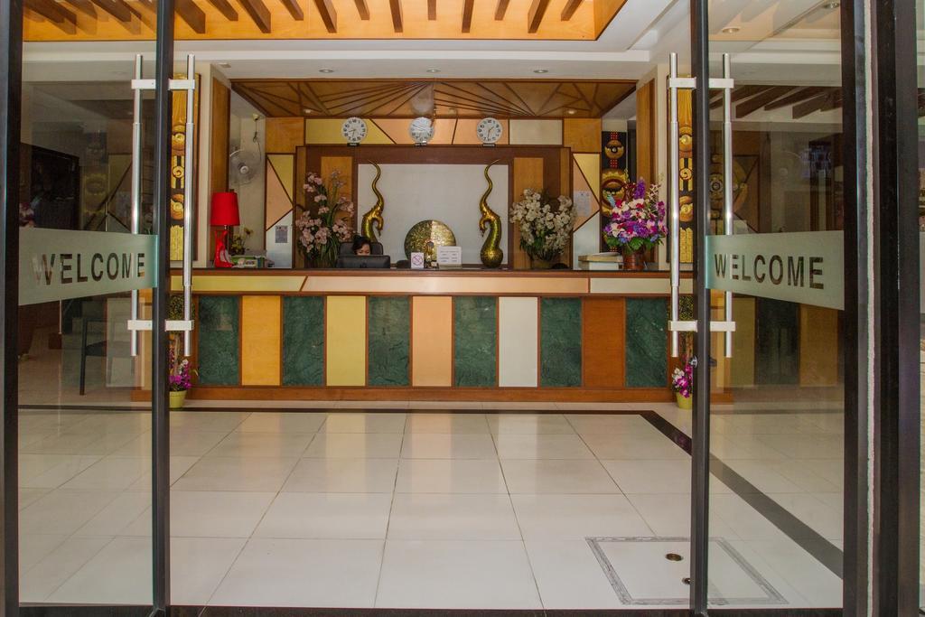 Chana Hotel Phuket Kültér fotó