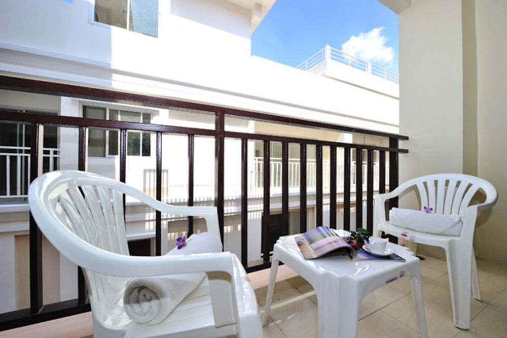 Chana Hotel Phuket Kültér fotó